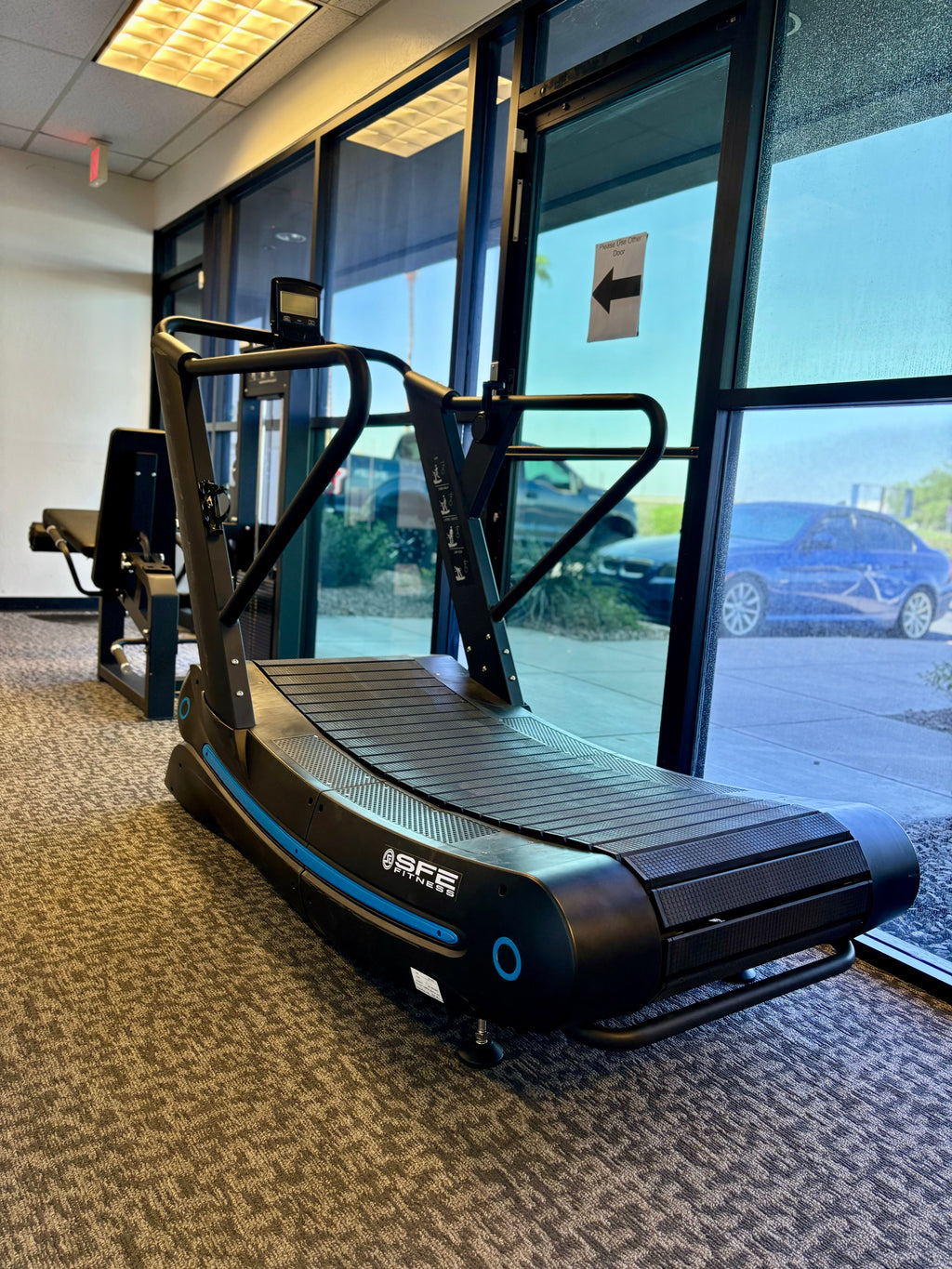 SFE Air Runner Pro Curved Treadmill